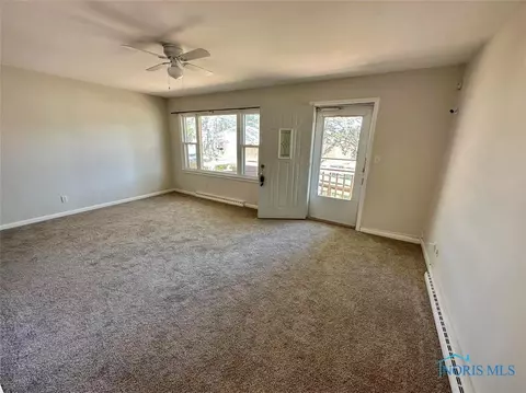 384 Glad St, Marion, OH 43302 photo 4