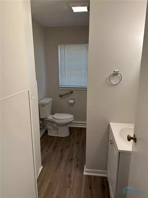 384 Glad St, Marion, OH 43302 photo 9
