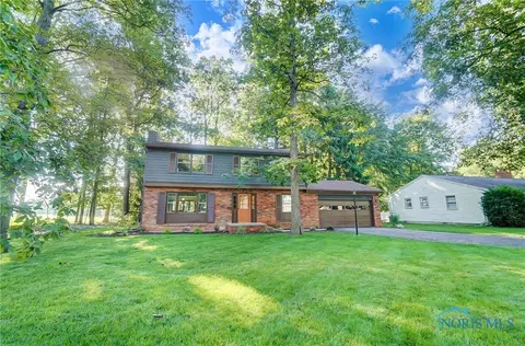 705 Sutton Pl Pl, Findlay, OH 45840 photo 2