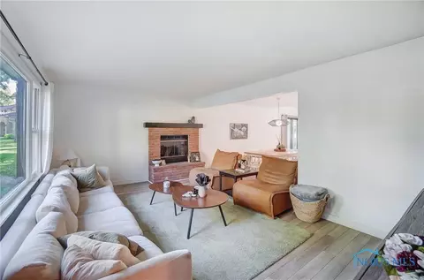 705 Sutton Pl Pl, Findlay, OH 45840 photo 5