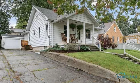 2565 Westbrook Dr, Toledo, OH 43613