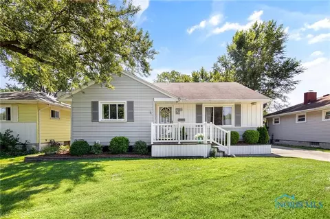 684 Northfield Dr, Maumee, OH 43537
