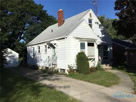 3148 S Byrne Rd, Toledo, OH 43614