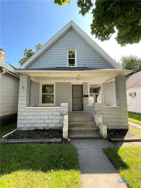 621 Raymer Blvd, Toledo, OH 43605