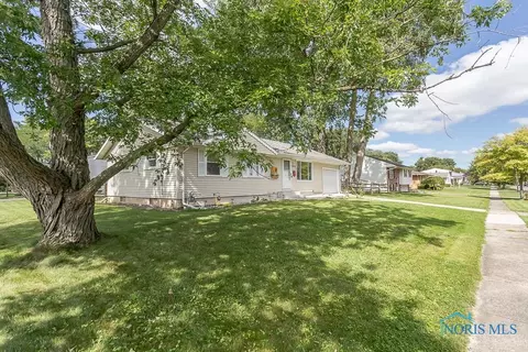 1201 Anderson Ave, Maumee, OH 43537