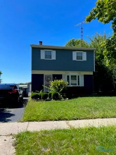 760 Butterfield Dr, Toledo, OH 43615