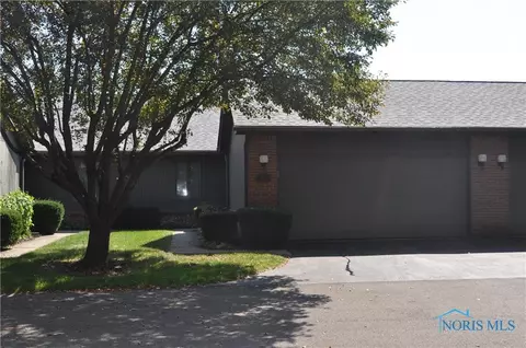 21 Exeter Rd, Perrysburg, OH 43551