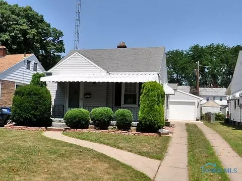 738 Alvison Rd, Toledo, OH 43612