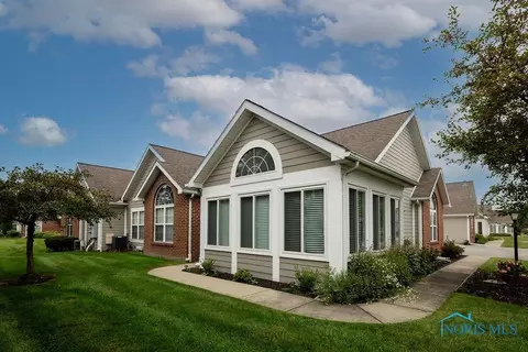 7751 Greenville Xing #9-7751, Waterville, OH 43566