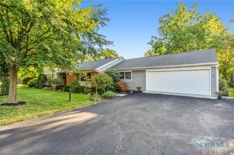 320 W Mcpherson Ave, Findlay, OH 45840