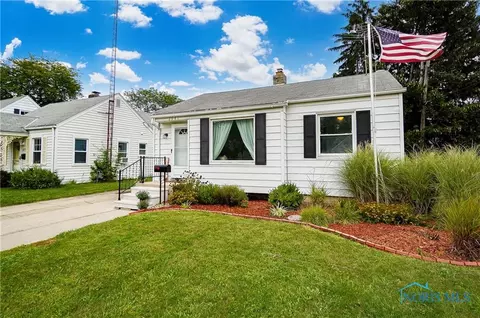 2941 Chipplegate Rd, Toledo, OH 43614 photo 2
