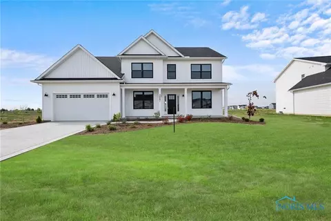 2087 Horseshoe Bend Dr, Perrysburg, OH 43551
