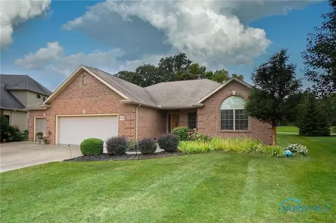 8133 Brookfield Cir, Findlay, OH 45840