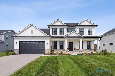 8932 Creekdale Rd, Sylvania, OH 43560