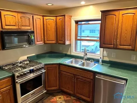 104 Bauer St, Edon, OH 43518 photo 6