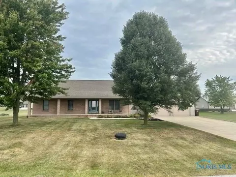 104 Bauer St, Edon, OH 43518 photo 2