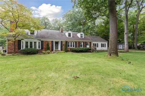 4134 Forestlawn Rd, Toledo, OH 43623