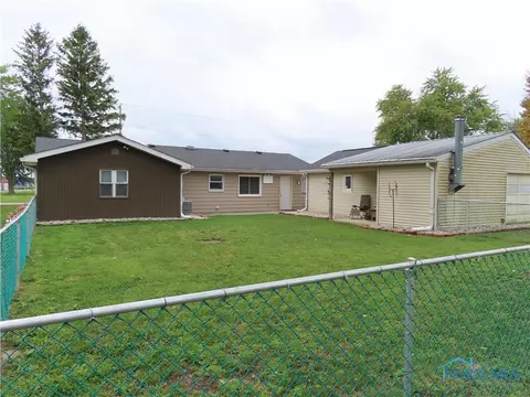 1125 E Wilson St, Bryan, OH 43506 photo 6