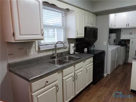 1125 E Wilson St, Bryan, OH 43506 photo 11