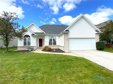 648 Sandstone Dr, Perrysburg, OH 43551