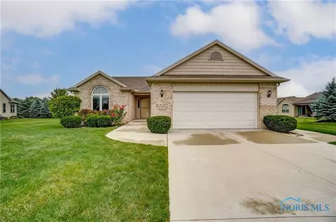 10370 Blue Ridge Dr, Whitehouse, OH 43571