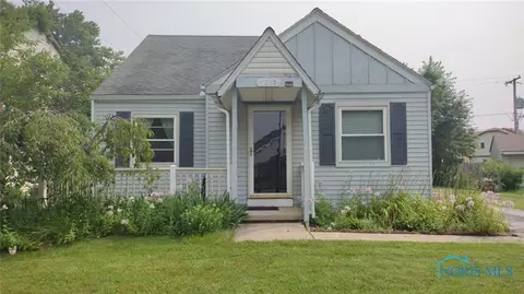 1223 Cypress Creek Ln, Toledo, OH 43615