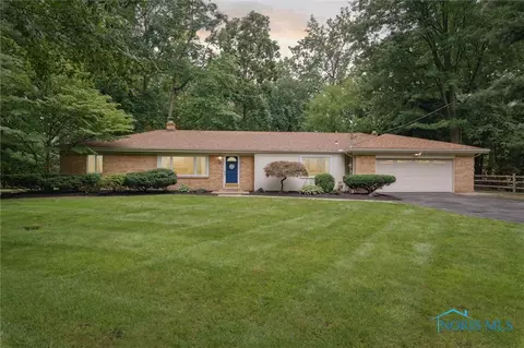 4351 Gilhouse Rd, Toledo, OH 43623