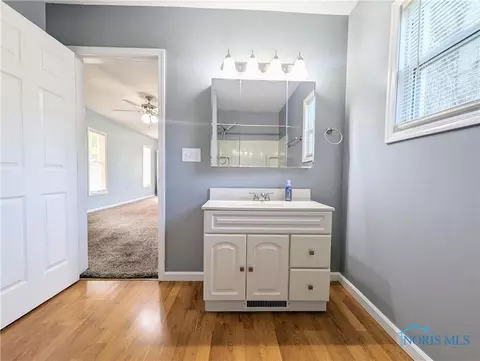 316 E Main St, Wayne, OH 43466 photo 18