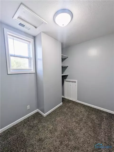 316 E Main St, Wayne, OH 43466 photo 12