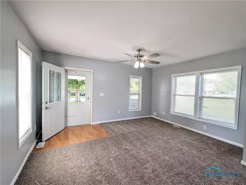 316 E Main St, Wayne, OH 43466 photo 14