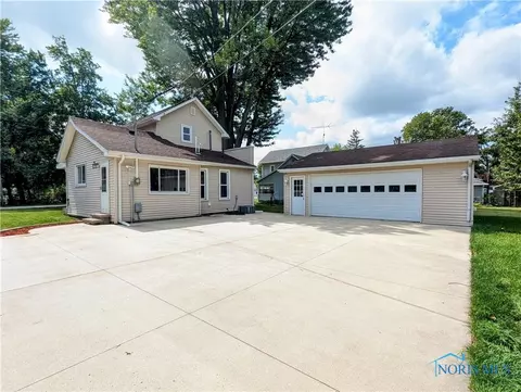 316 E Main St, Wayne, OH 43466 photo 5