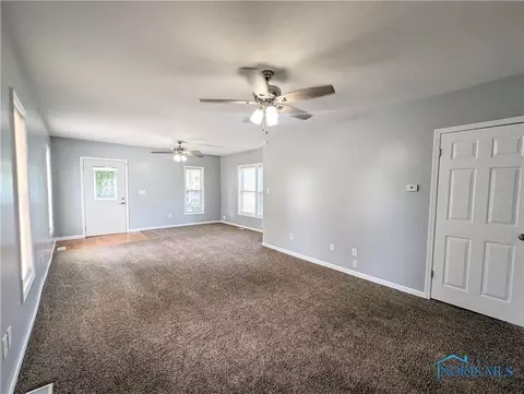 316 E Main St, Wayne, OH 43466 photo 19