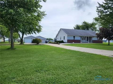 725 S North Curtice Rd, Oregon, OH 43616