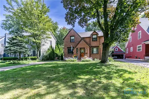 2814 Goddard Rd, Toledo, OH 43606