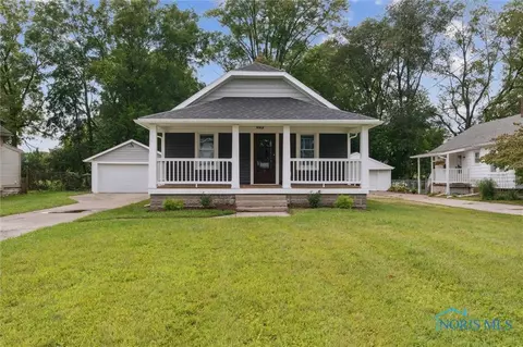 5155 Allen St, Sylvania, OH 43560
