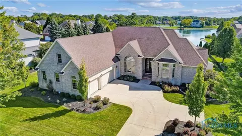 3107 Bay Tree Dr, Findlay, OH 45840