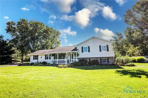 2511 Fostoria Rd, Fostoria, OH 44830
