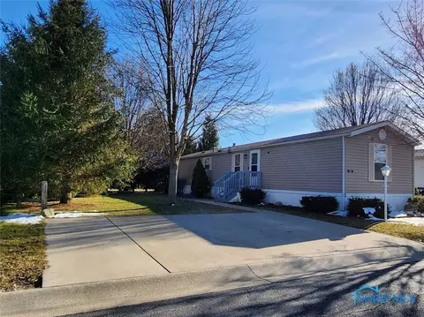 14900 County Rd H #73, Wauseon, OH 43567
