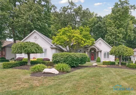 7822 Windsor Wood Ct, Maumee, OH 43537