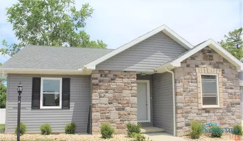 635 Apt 114 Pleasantview St, Upper Sandusky, OH 43351