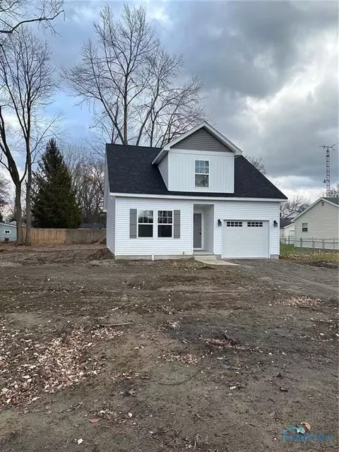 5930 Meade Rd, Sylvania, OH 43560