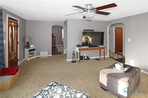 151 Brinker St, Bellevue, OH 44811 photo 15
