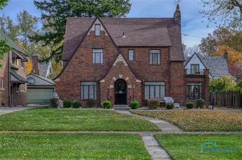 1938 Parkside Blvd, Toledo, OH 43607