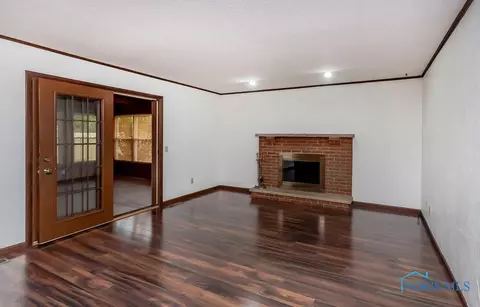 3246 Springtime Dr, Oregon, OH 43616 photo 15