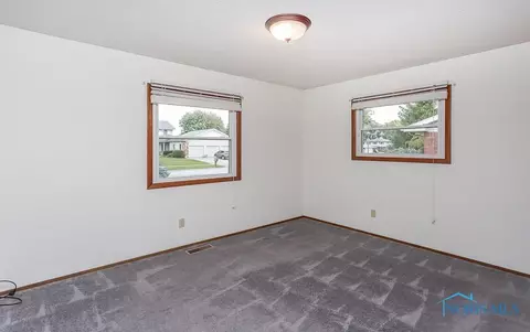 3246 Springtime Dr, Oregon, OH 43616 photo 22
