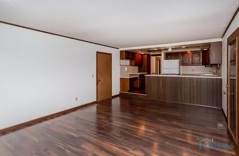 3246 Springtime Dr, Oregon, OH 43616 photo 17