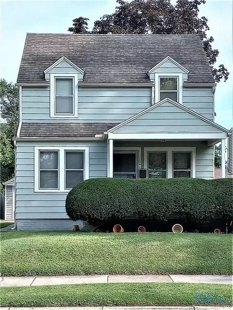1042 Olson St, Toledo, OH 43612