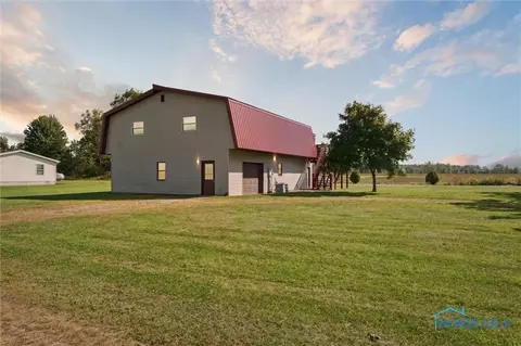 7676 W Oak Harbor Southeast Rd, Oak Harbor, OH 43449
