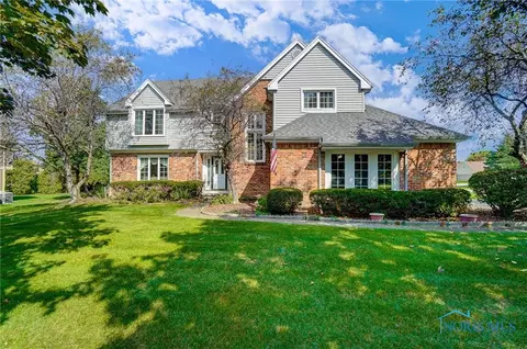 9876 Sedgefield Rd, Perrysburg, OH 43551