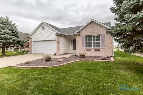 4760 Port Dr, Maumee, OH 43537